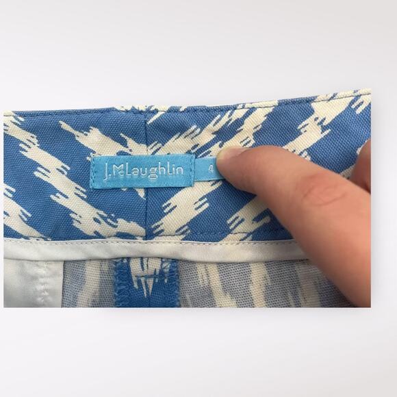 J. McLaughlin Diamond Patterned Scalloped Shorts‎ Womens Size 4 Blue White - Picture 2 of 11